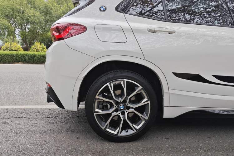 Used BMW X2 2021 sDrive25i Midnight Edition Exterior 7