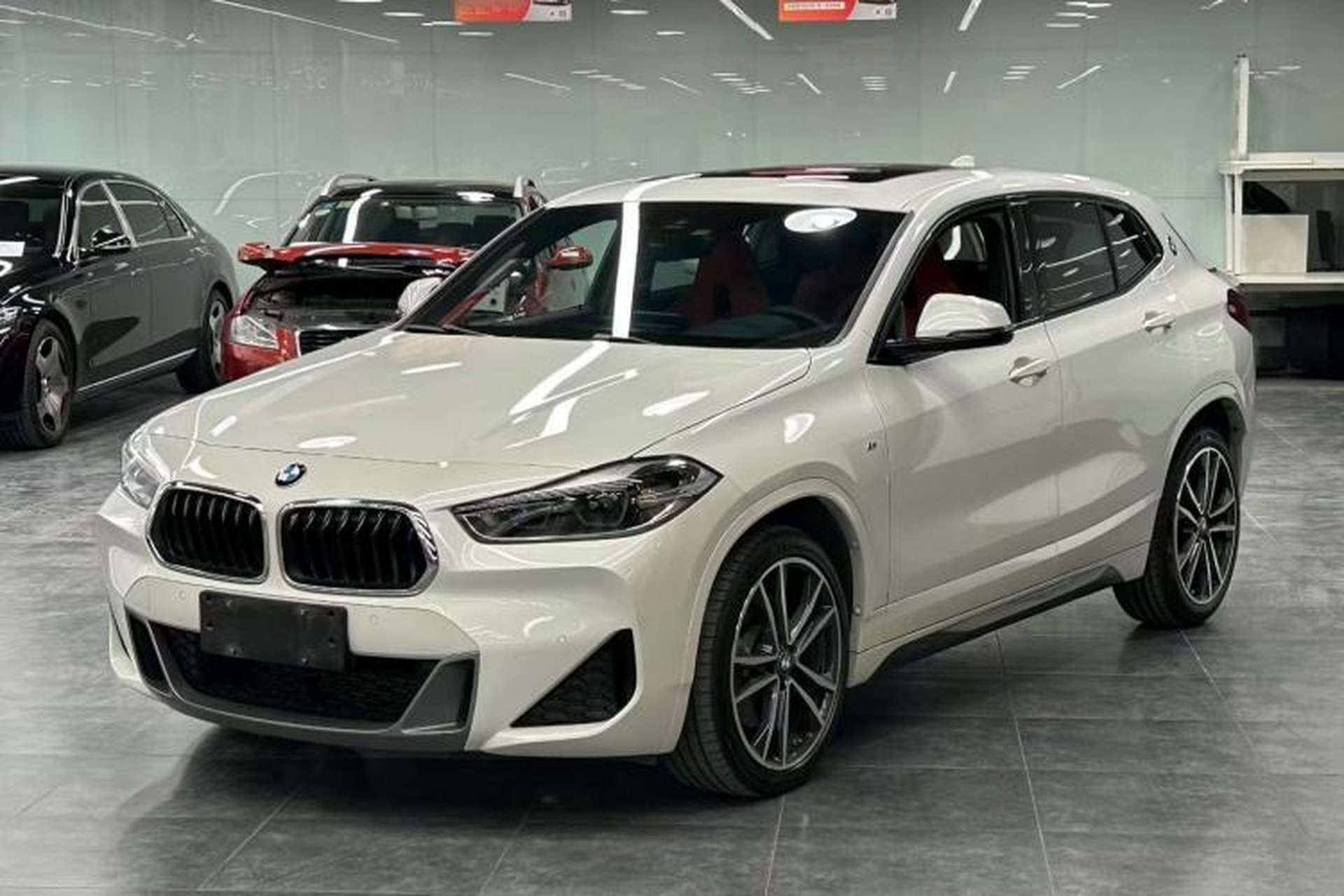 Used BMW X2 2021 sDrive25i Luxury Model with M Sport Package Front Left 45 Deg