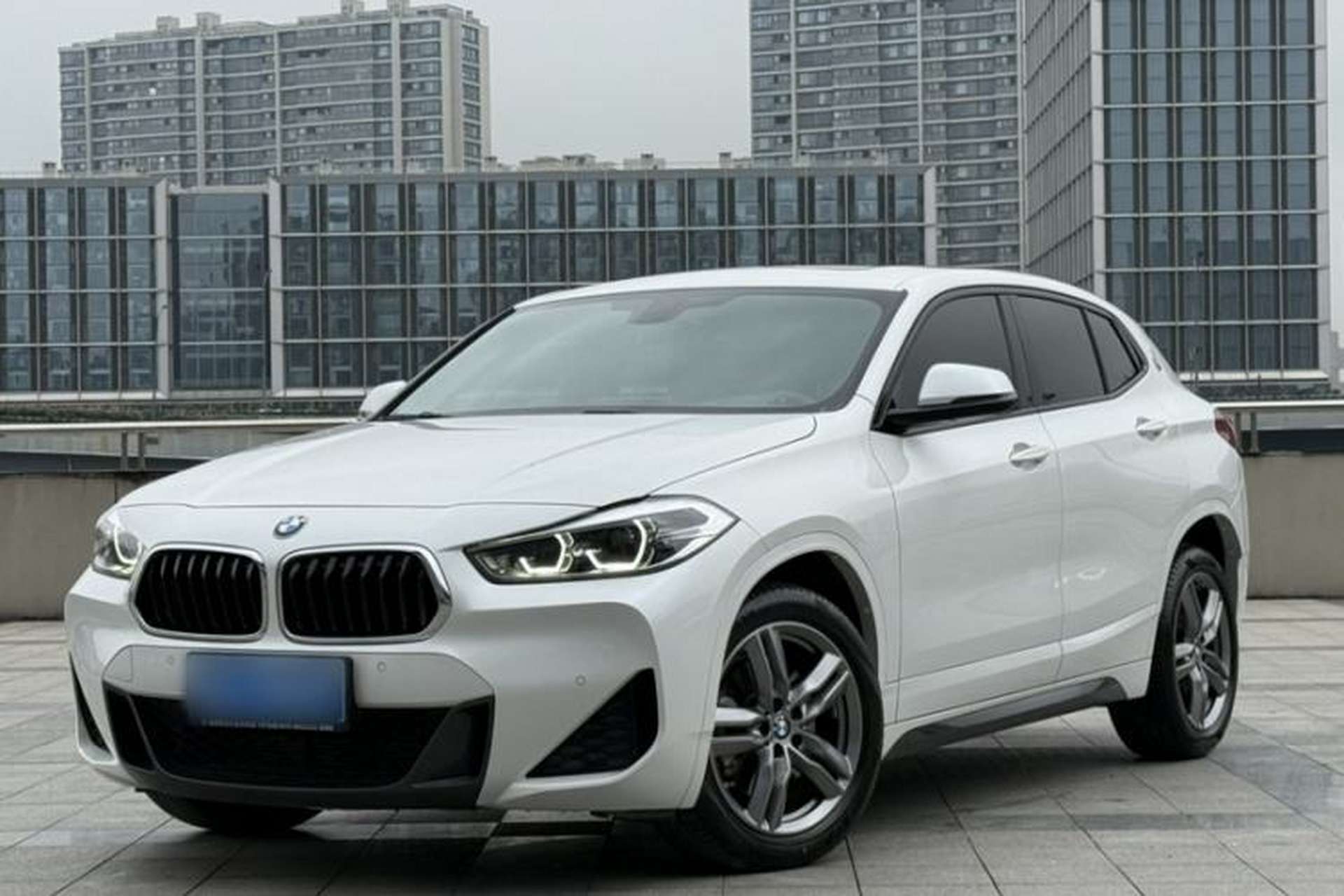 Used BMW X2 2021 Restyled sDrive25i M Sport Package Front Left 45 Deg