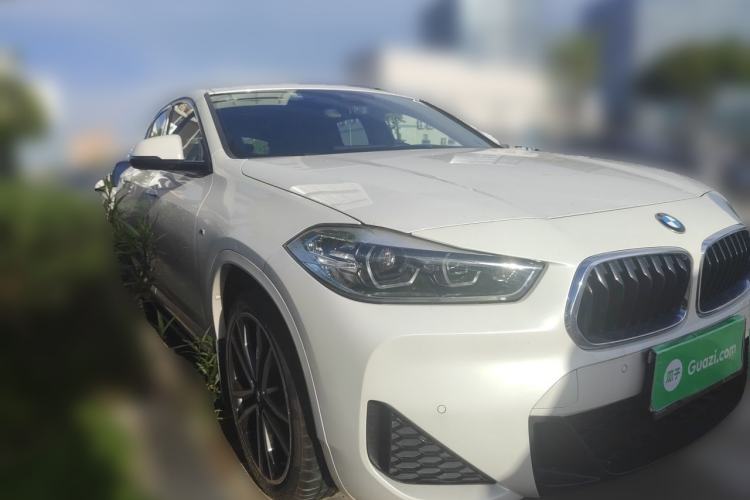 Used BMW X2 2021 xDrive25i M Sport Package Front Right 45 Deg