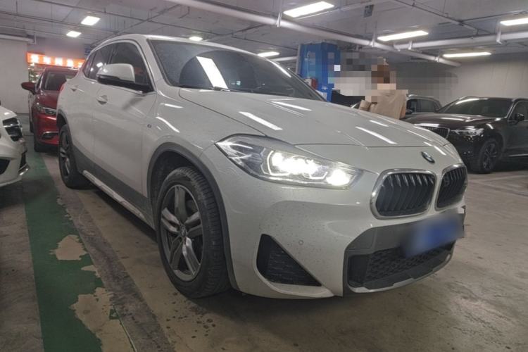 Used BMW X2 2021 sDrive25i Leading Model M Off-Road Package Front Right 45 Deg