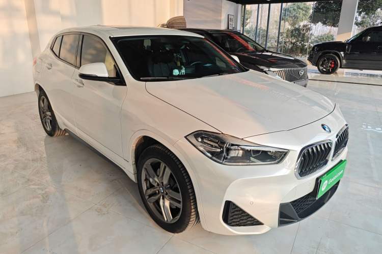 Used BMW X2 2021 sDrive25i M Sport Package Front Right 45 Deg