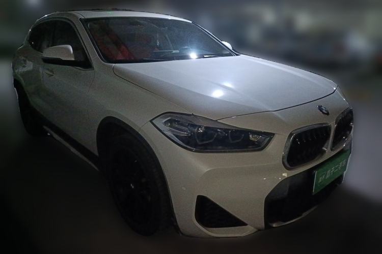 Used BMW X2 2021 sDrive20i M Sport Package Front Right 45 Deg