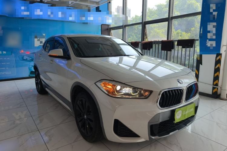 Used BMW X2 2021 sDrive20i M Sport Package Front Right 45 Deg