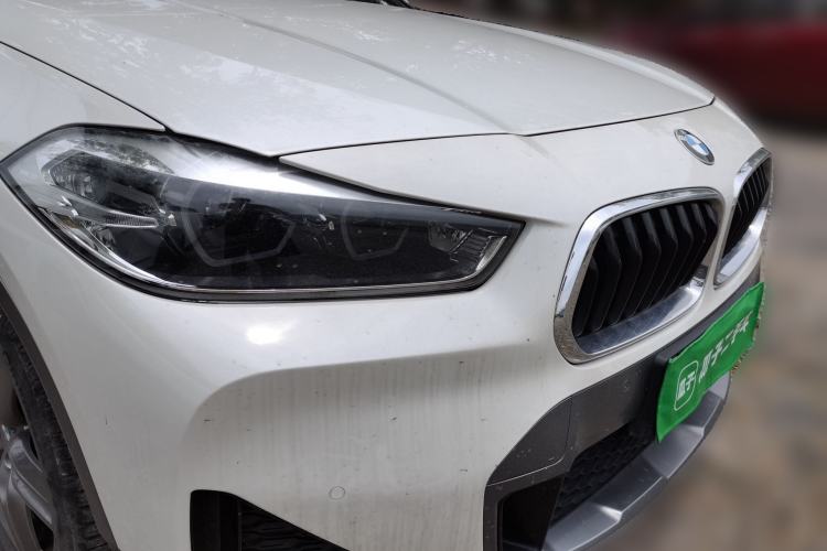 Used BMW X2 2021 sDrive25i M Sport Package Front Right 45 Deg