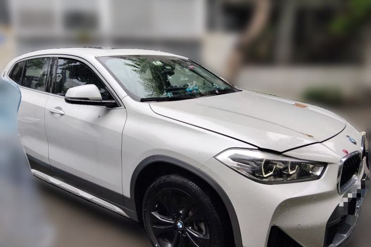 Used BMW X2 2021 sDrive25i M Sport Package Front Right 45 Deg
