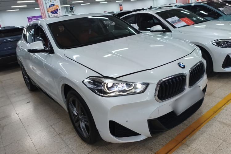 Used BMW X2 2021 sDrive25i M Sport Package Front Right 45 Deg
