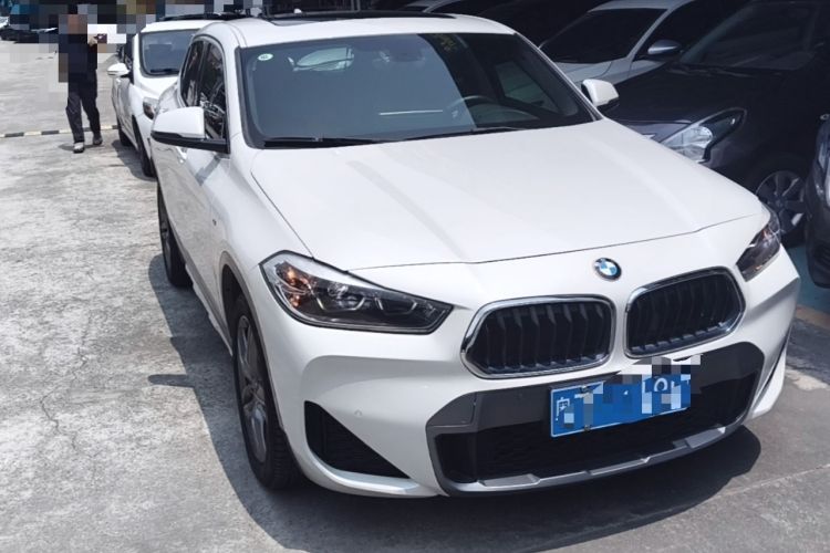 Used BMW X2 2021 sDrive25i Leading Model M Off-Road Package Front Right 45 Deg