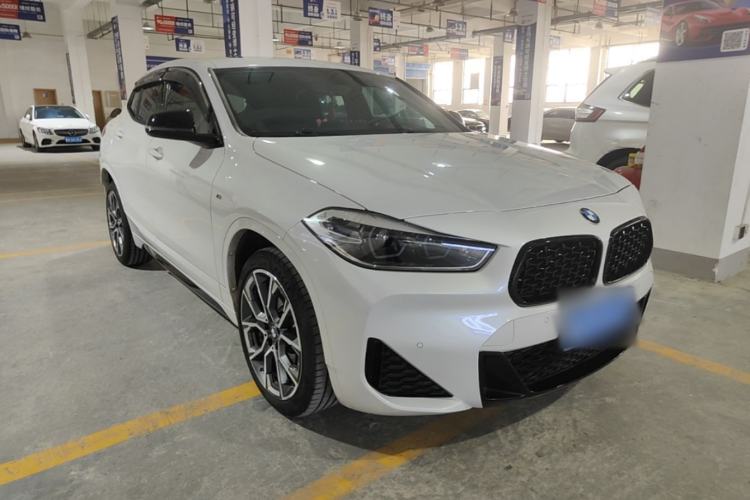 Used BMW X2 2021 Restyled sDrive25i Midnight Edition Front Right 45 Deg