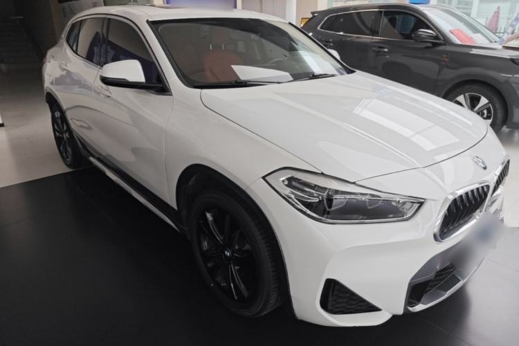 Used BMW X2 2021 sDrive20i M Sport Package Front Right 45 Deg