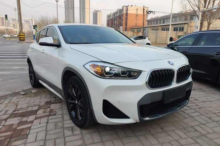 Used BMW X2 2021 Restyled sDrive25i M Sport Package Front Right 45 Deg
