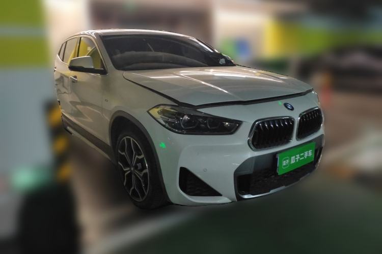 Used BMW X2 2021 xDrive25i M Sport Package Front Right 45 Deg