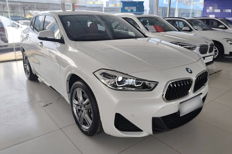 Used BMW X2 2021 sDrive25i Leading Model M Sport Package Front Right 45 Deg