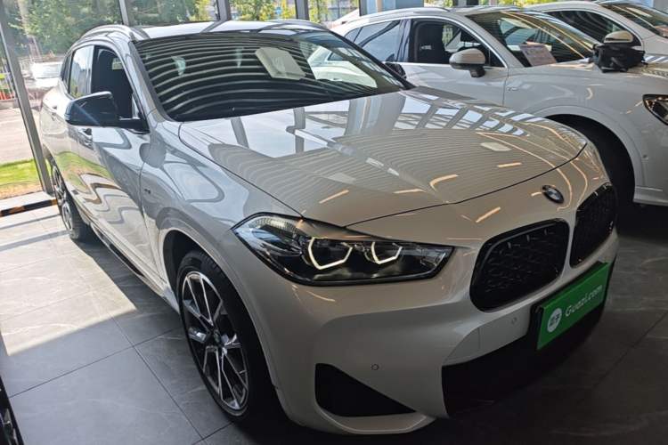 Used BMW X2 2021 Restyled sDrive25i Midnight Edition Front Right 45 Deg