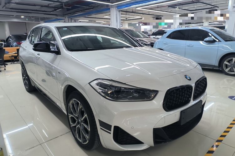 Used BMW X2 2021 Restyled sDrive25i Midnight Edition Front Right 45 Deg