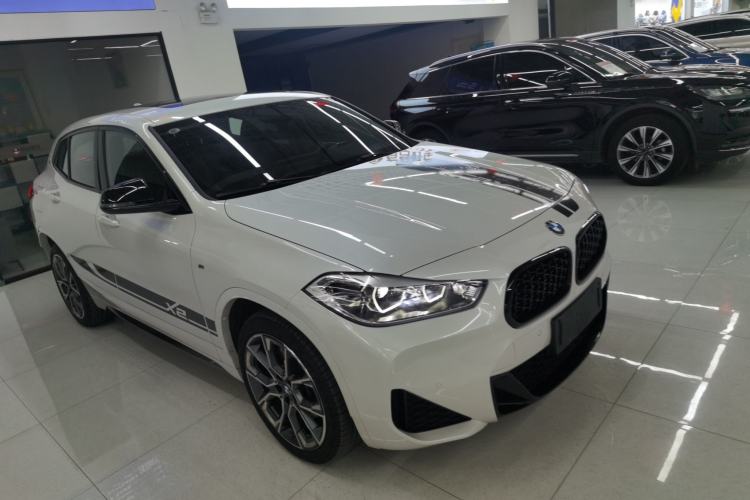 Used BMW X2 2021 Restyled sDrive25i Midnight Edition Front Right 45 Deg