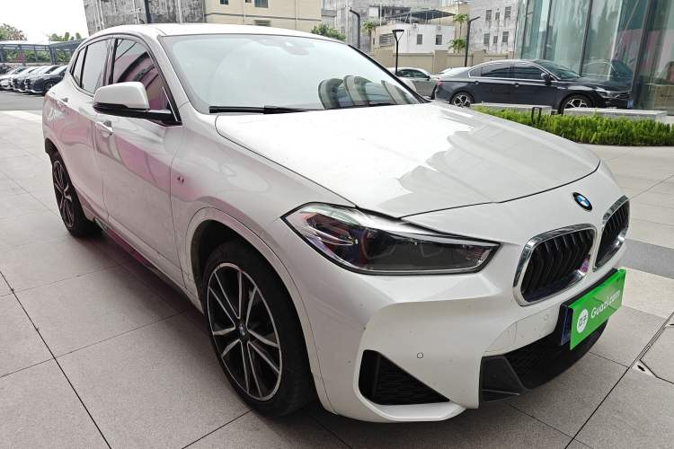Used BMW X2 2021 xDrive25i M Sport Package Front Right 45 Deg