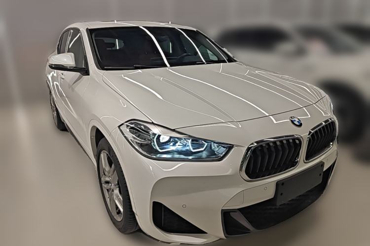 Used BMW X2 2021 sDrive25i M Sport Package Front Right 45 Deg