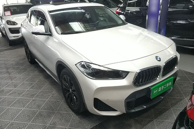 Used BMW X2 2021 Restyled sDrive25i M Sport Package Front Right 45 Deg