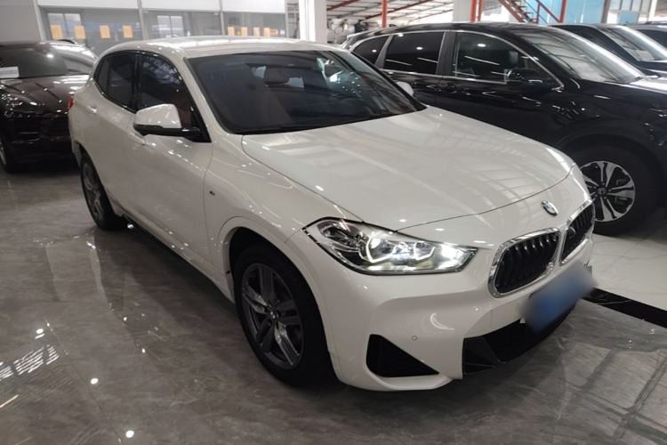 Used BMW X2 2021 sDrive25i Leading Model M Sport Package Front Right 45 Deg