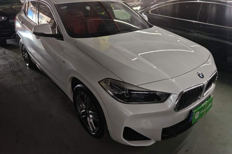 Used BMW X2 2021 sDrive25i Leading Model M Sport Package Front Right 45 Deg