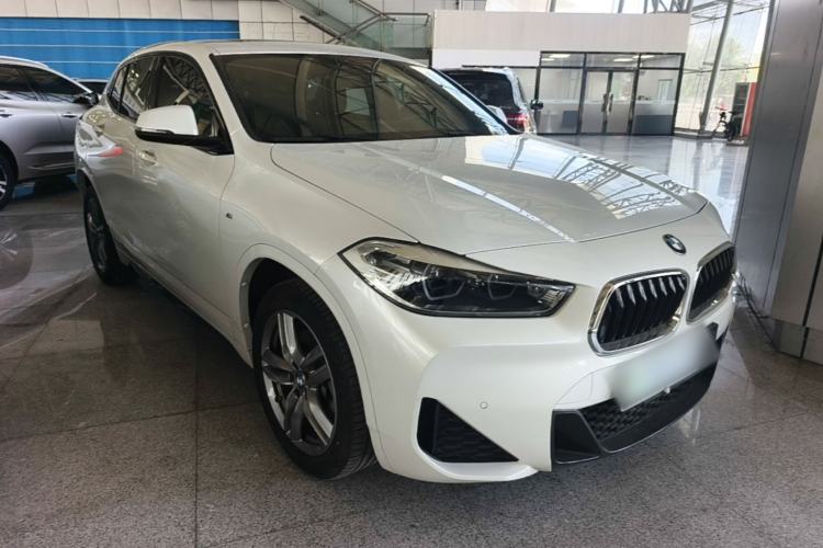 Used BMW X2 2021 sDrive25i M Sport Package Front Right 45 Deg