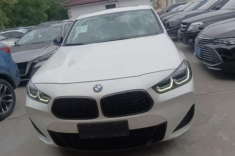 Used BMW X2 2021 Updated xDrive25i Midnight Edition Front