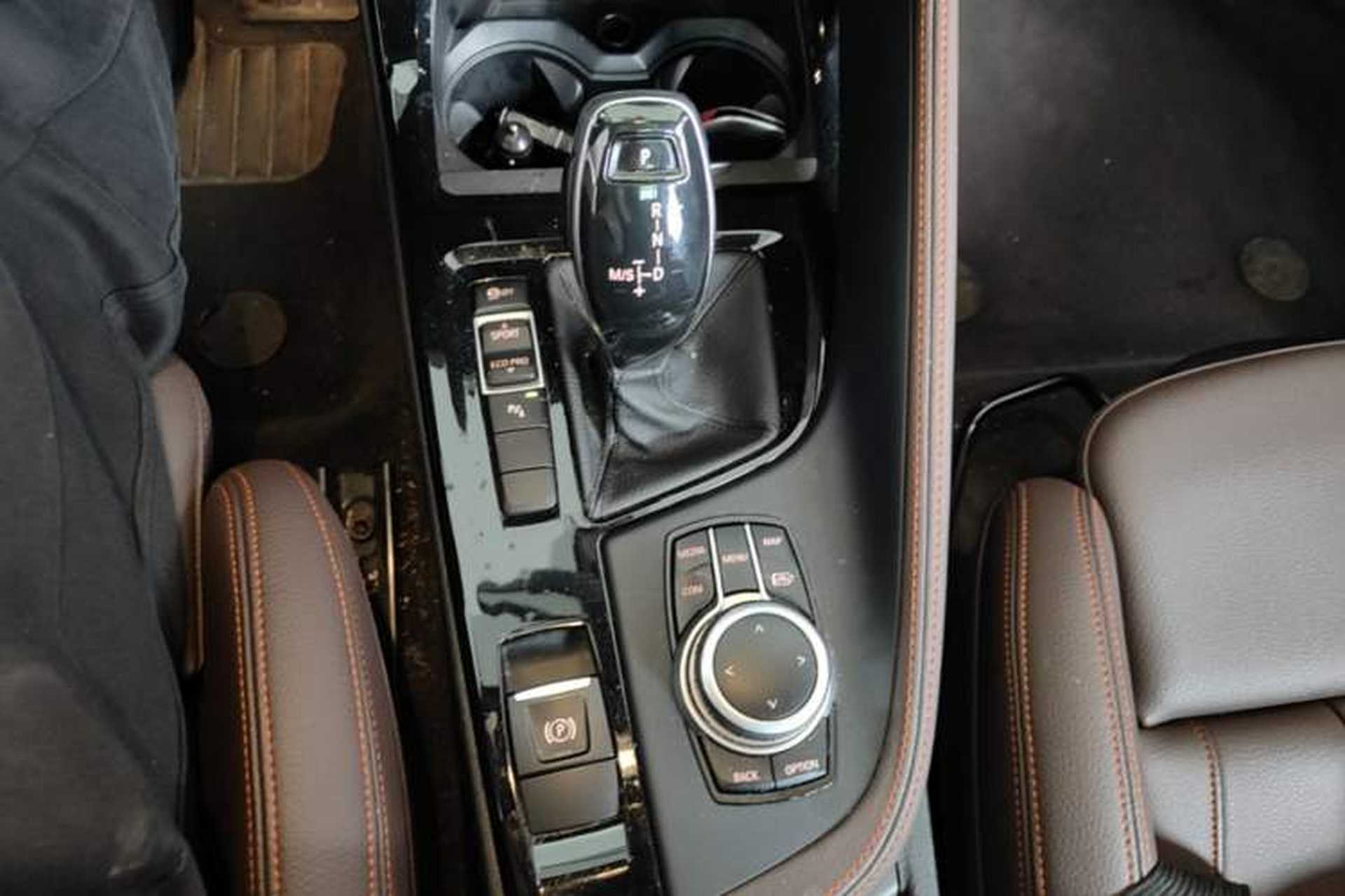Used BMW X2 2021 Restyled sDrive25i Sharp Edition Gear Lever