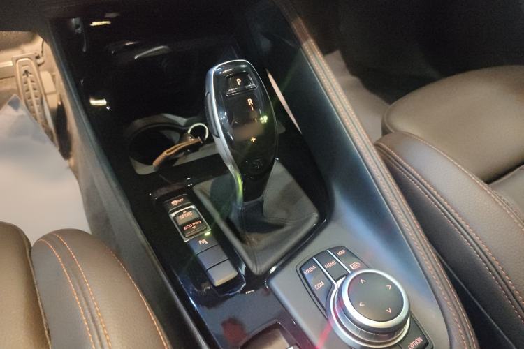Used BMW X2 2021 Restyled sDrive25i Midnight Edition Gear Lever