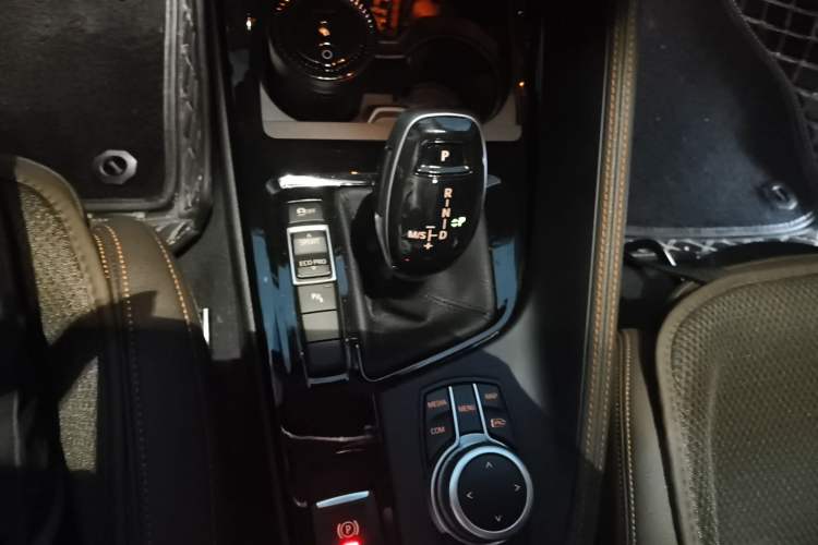 Used BMW X2 2021 Restyled sDrive25i Midnight Edition Gear Lever