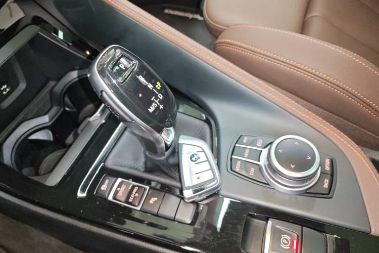Used BMW X2 2021 Restyled sDrive25i Midnight Edition Gear Lever