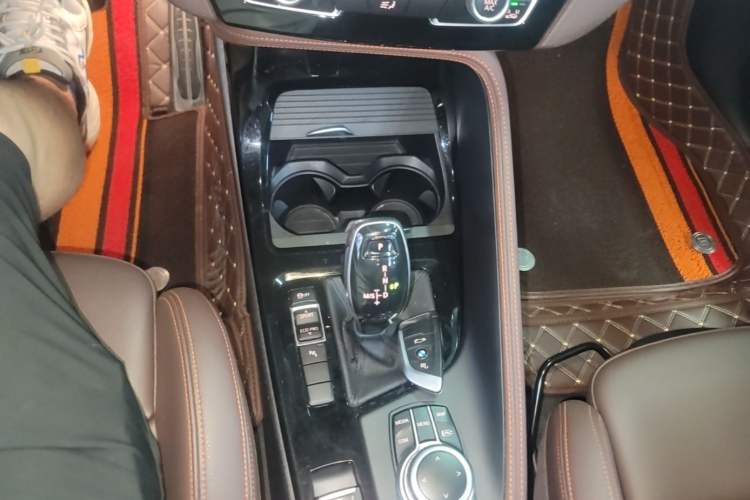 Used BMW X2 2021 Restyled sDrive25i Midnight Edition Gear Lever