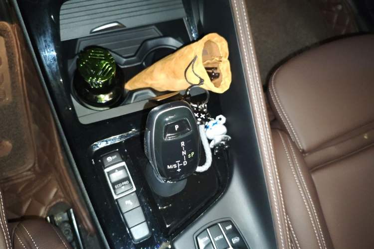 Used BMW X2 2021 sDrive25i Leading Model M Off-Road Package Gear Lever