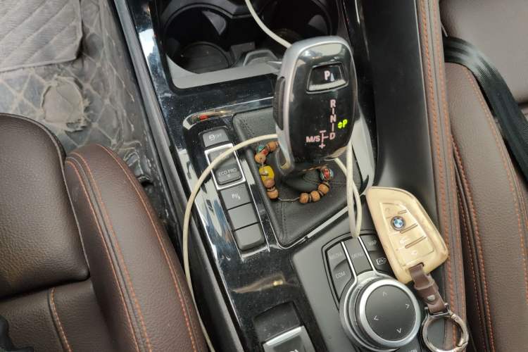 Used BMW X2 2021 Restyled sDrive25i Sharp Edition Gear Lever