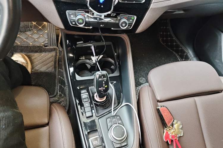 Used BMW X2 2021 Restyled sDrive25i Sharp Edition Gear Lever