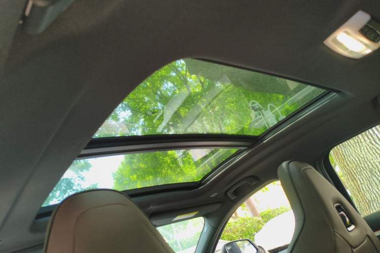 Used BMW X2 2021 xDrive25i Midnight Edition Headliner