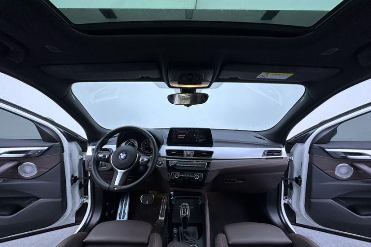 Used BMW X2 2021 Restyled sDrive25i Midnight Edition Interior 1