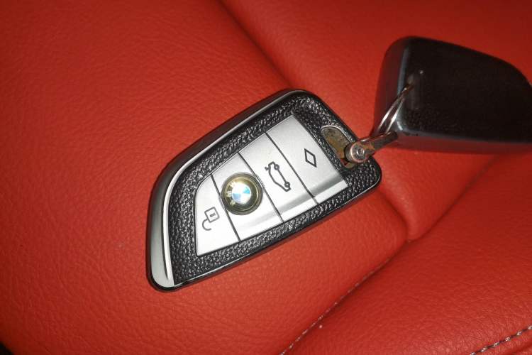Used BMW X2 2021 sDrive25i Leading Model M Off-Road Package Interior 1