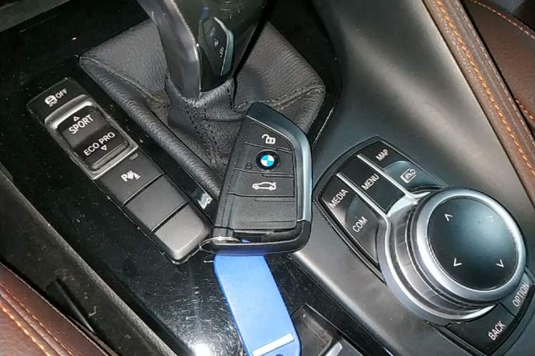 Used BMW X2 2021 Restyled sDrive25i Midnight Edition Interior 1