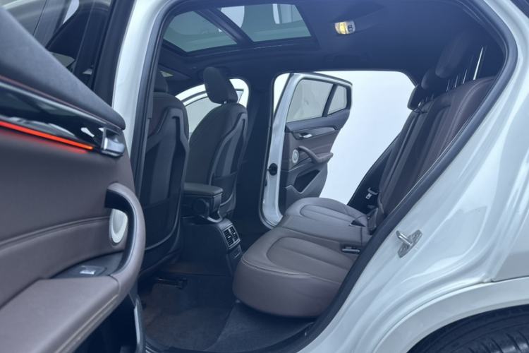 Used BMW X2 2021 sDrive25i Leading Model M Sport Package Interior 11