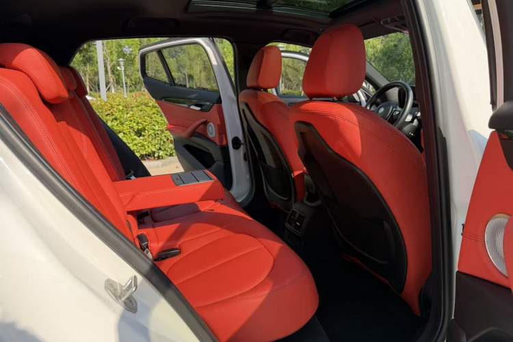 Used BMW X2 2021 sDrive25i Leading Model M Sport Package Interior 11