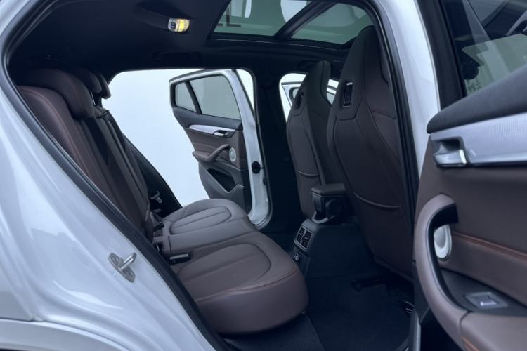 Used BMW X2 2021 Restyled sDrive25i Midnight Edition Interior 13