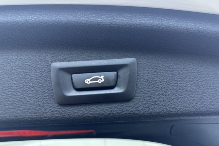 Used BMW X2 2021 sDrive25i Leading Model M Sport Package Interior 14
