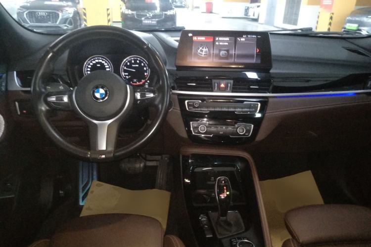 Used BMW X2 2021 sDrive25i Leading Model M Sport Package Interior 2