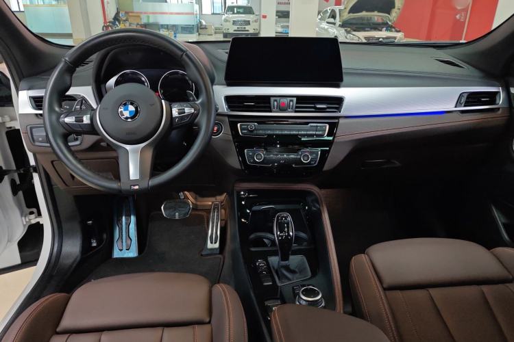 Used BMW X2 2021 Restyled sDrive25i Midnight Edition Interior 2