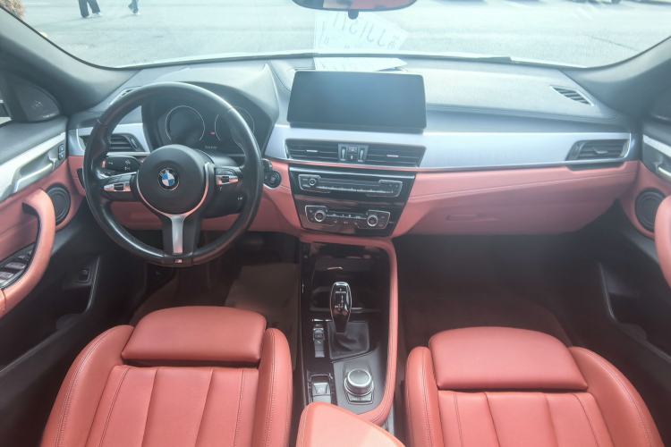 Used BMW X2 2021 sDrive25i Luxury Model with M Sport Package Interior 2