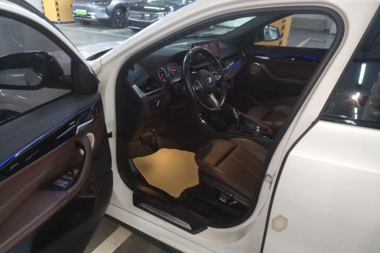 Used BMW X2 2021 sDrive25i Leading Model M Sport Package Interior 3