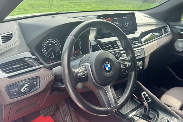 Used BMW X2 2021 sDrive25i Leading Model M Sport Package Interior 3