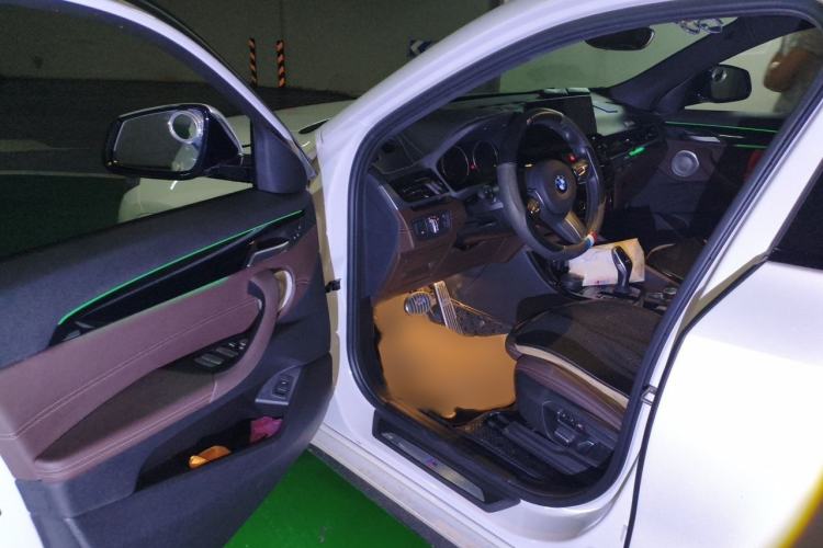 Used BMW X2 2021 sDrive25i Leading Model M Sport Package Interior 3