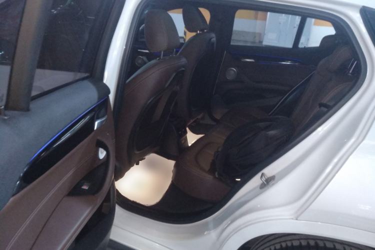 Used BMW X2 2021 sDrive25i Leading Model M Sport Package Interior 4